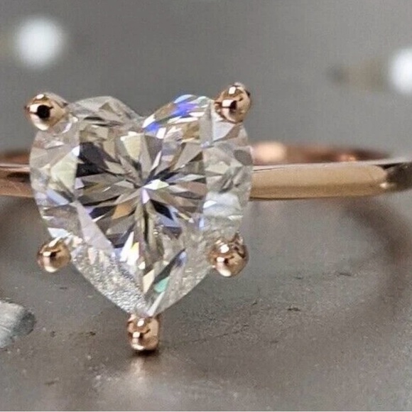 Certified 2ct Diamond heart ring in Rose Gold Electroplated on Silver 925 - Picture 3 of 4